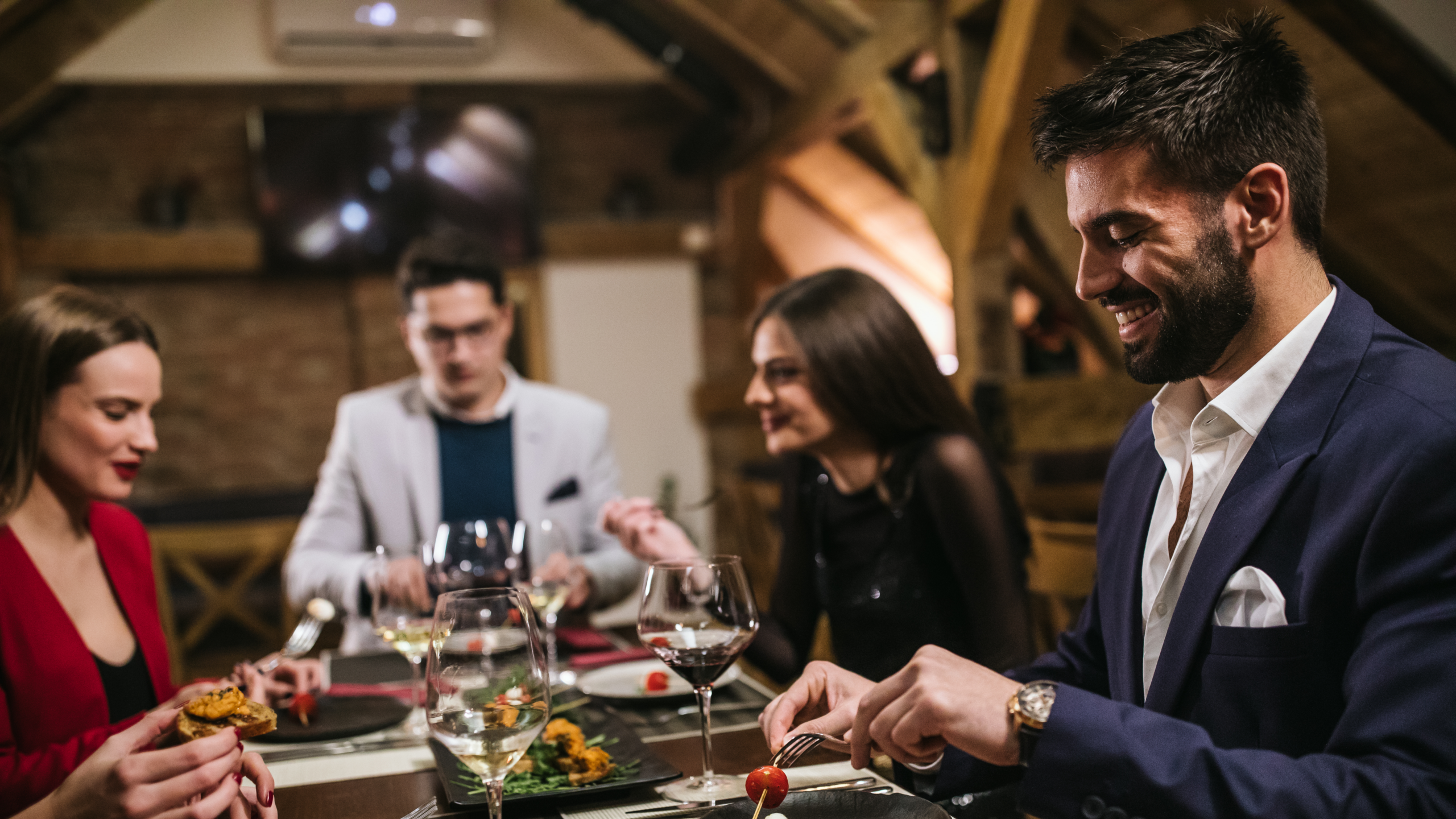 VIP executive offsite Teambuilding za upravu, nadzorni odbor, VIP Hrvatska, brod, jahta, auti, golf, dinner Zelena Burza teambuilding u Hrvatskoj